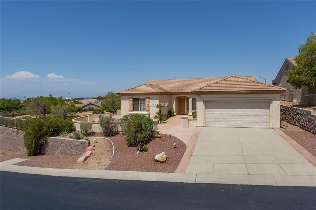 Property Photo:  1620 Williamsport Street  NV 89052 