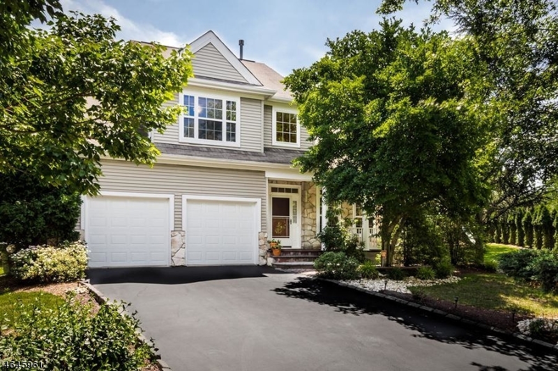Property Photo: 29 Lehigh Ct NJ 08540