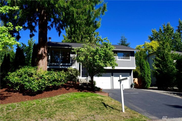1618 220th Place NE  Sammamish WA 98074 photo
