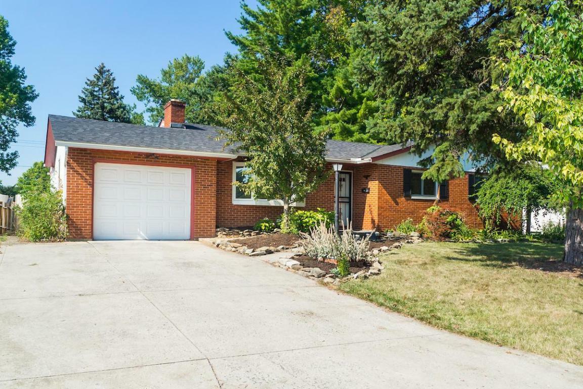 Property Photo: 981 Janet Drive OH 43224