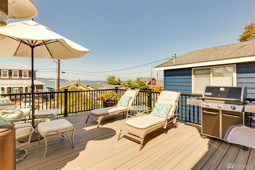 Property Photo: 781 Maple Grove Rd WA 98282