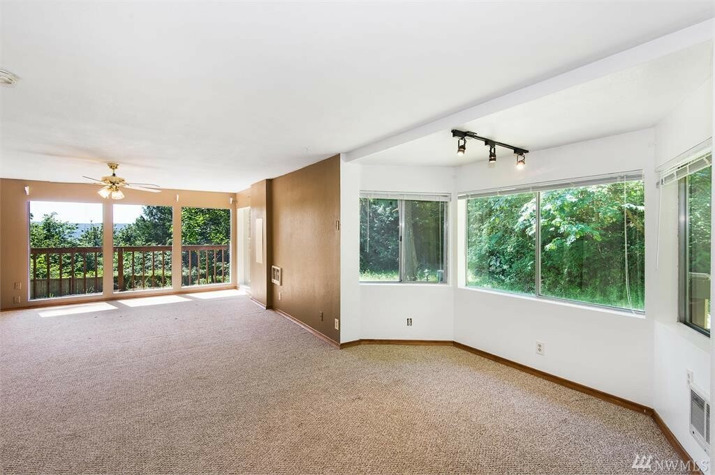 Property Photo:  15121 14th Ave NW  WA 98332 