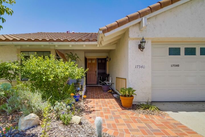 Property Photo:  17540 Cumana  CA 92128 