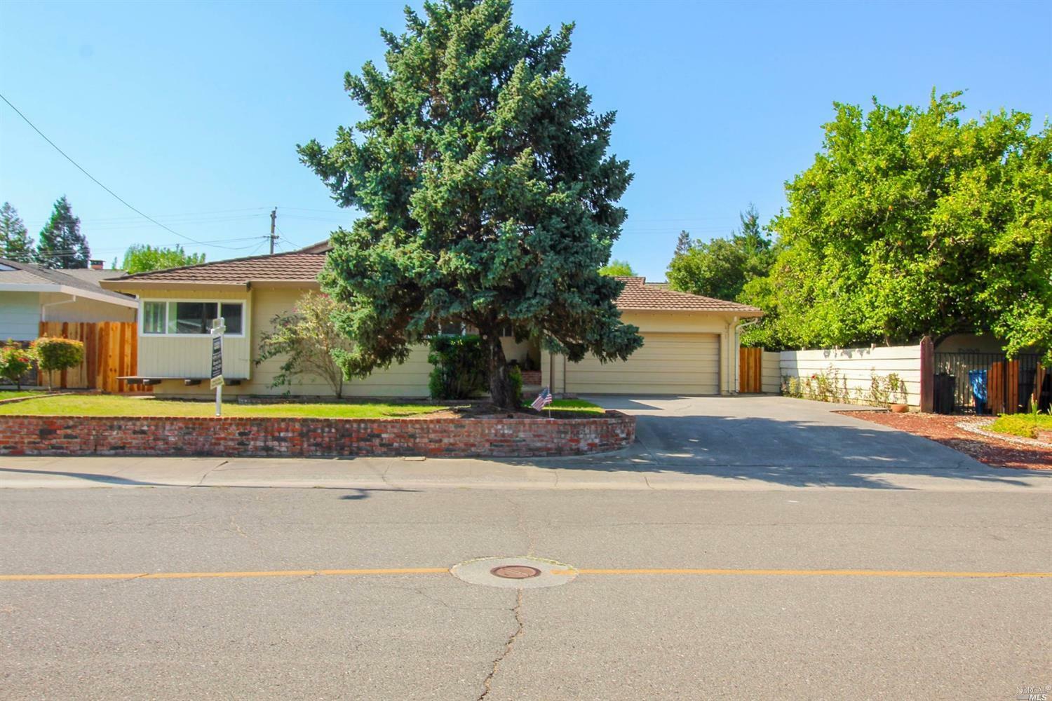 Property Photo:  365 South 8th Street  CA 95620 