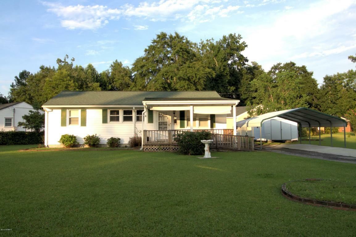 Property Photo:  600 Seminole Trail  NC 28540 