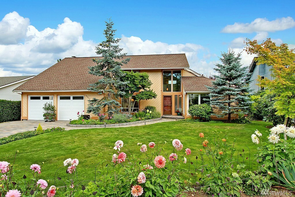 Property Photo: 14012 81st Ave NE WA 98034