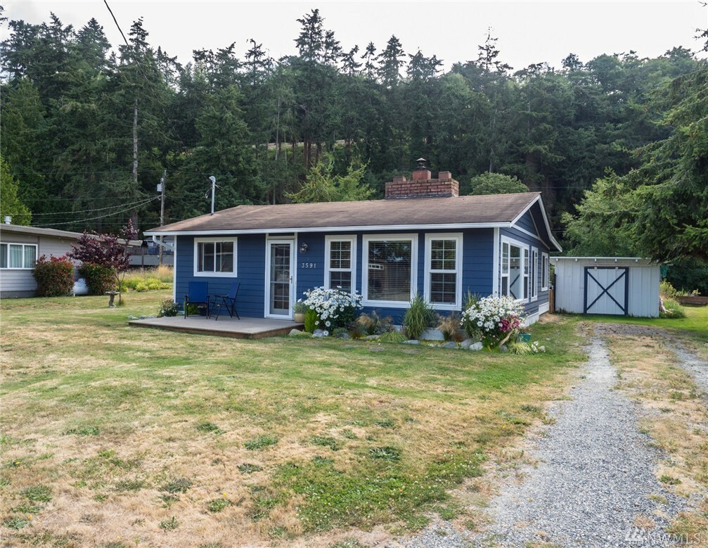 Property Photo:  3591 Shell St  WA 98253 