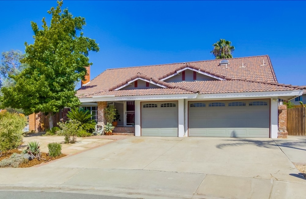 Property Photo: 2002 Lacava Place CA 92019