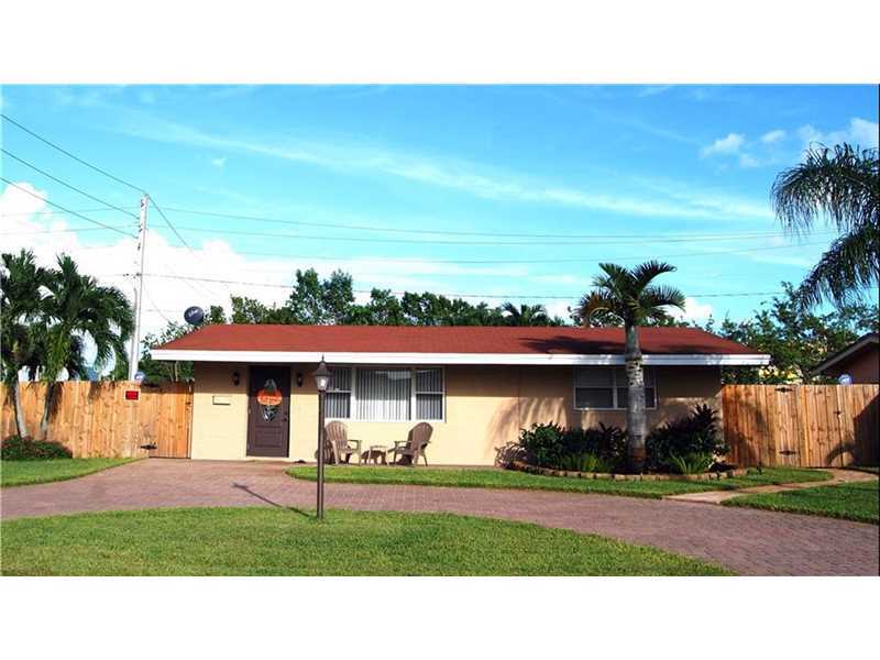 Property Photo:  1541 NW 81st Ave  FL 33024 