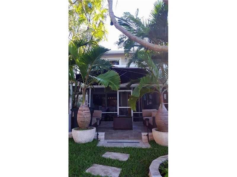 Property Photo:  4923 S Hemingway Cir 4923  FL 33063 