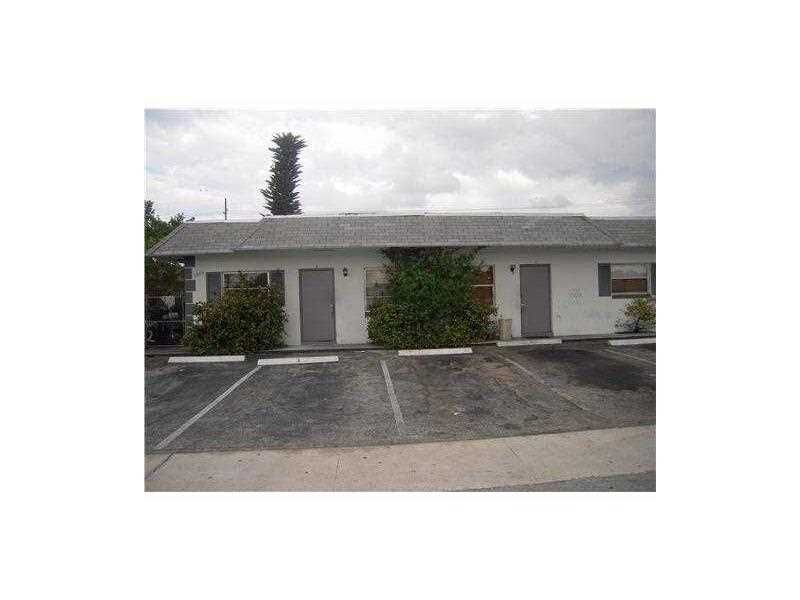 Property Photo:  3900 NW 31st Te  FL 33309 