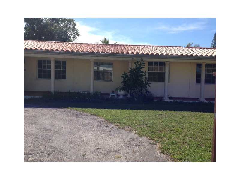 Property Photo:  400 SW 47 Av  FL 33134 