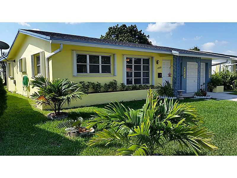 Property Photo: 4932 NW 55th Ct FL 33319