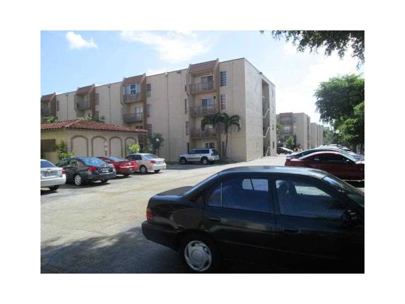 Property Photo:  4715 NW 7 St 208-2  FL 33126 