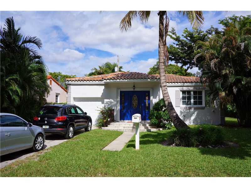 Property Photo: 447 Blue Rd FL 33146