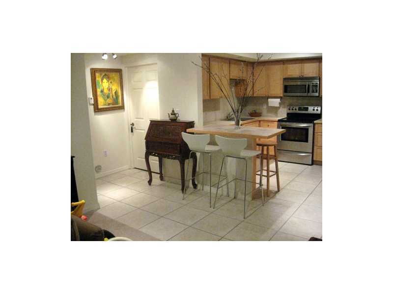 Property Photo: 2630 SW 28 St 16 FL 33133