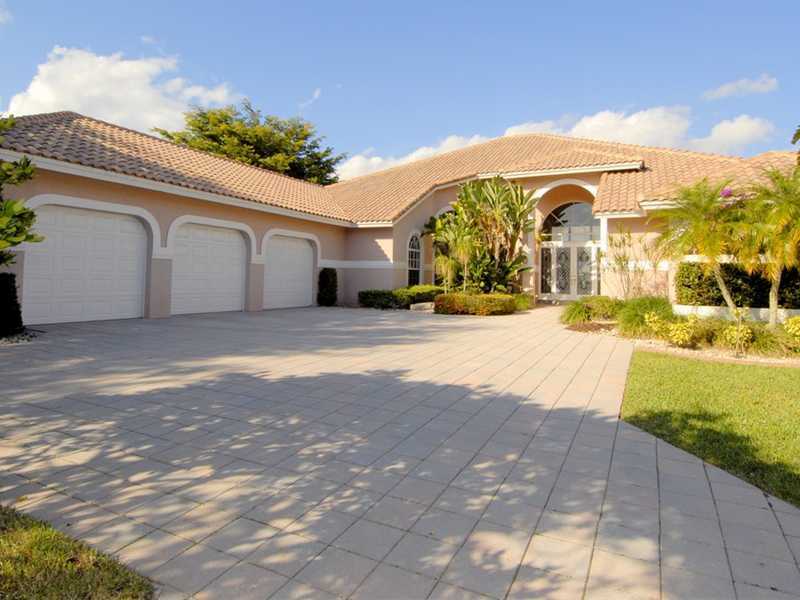 Property Photo:  11999 Eagle Trace Bl  FL 33071 