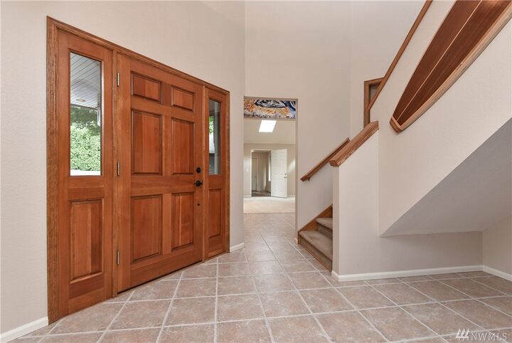 Property Photo:  13716  180th Avenue NE  WA 98052 
