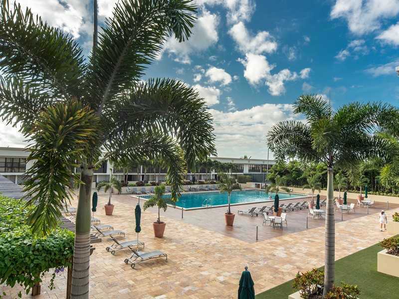 Property Photo: 1901 Brickell Av B-711 FL 33129