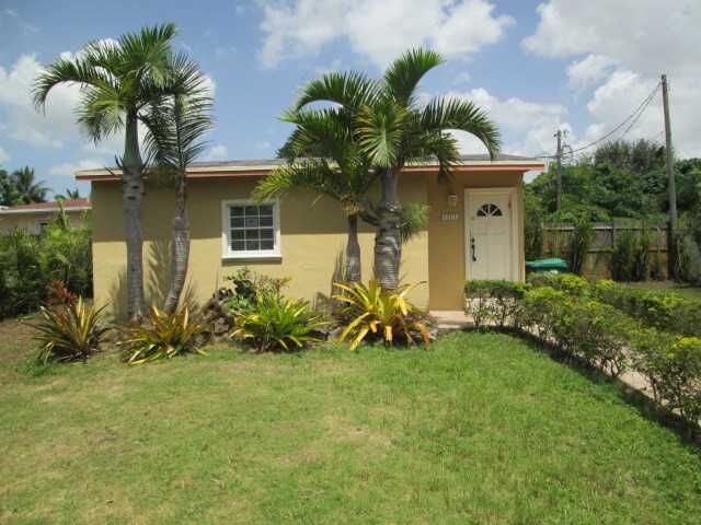 Property Photo:  8301 Sunset Dr  FL 33143 