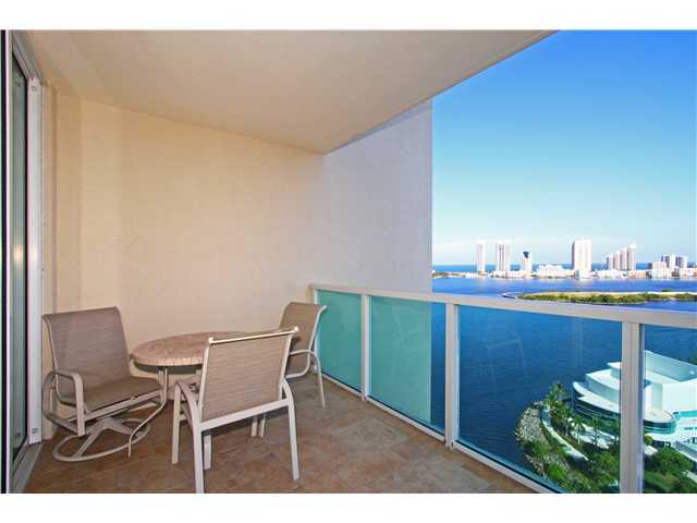 Property Photo: 3330 NE 190 St 1818 FL 33180