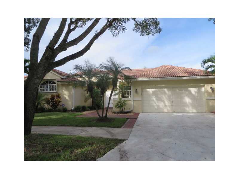 Property Photo:  1615 Lakeshore Cr  FL 33326 