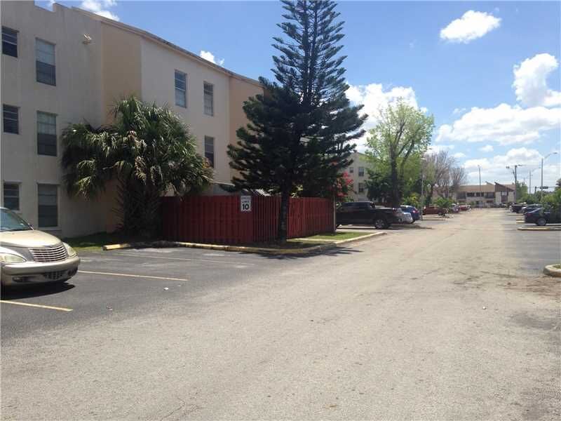 Property Photo: 6195 W 18th Ave G129 FL 33012