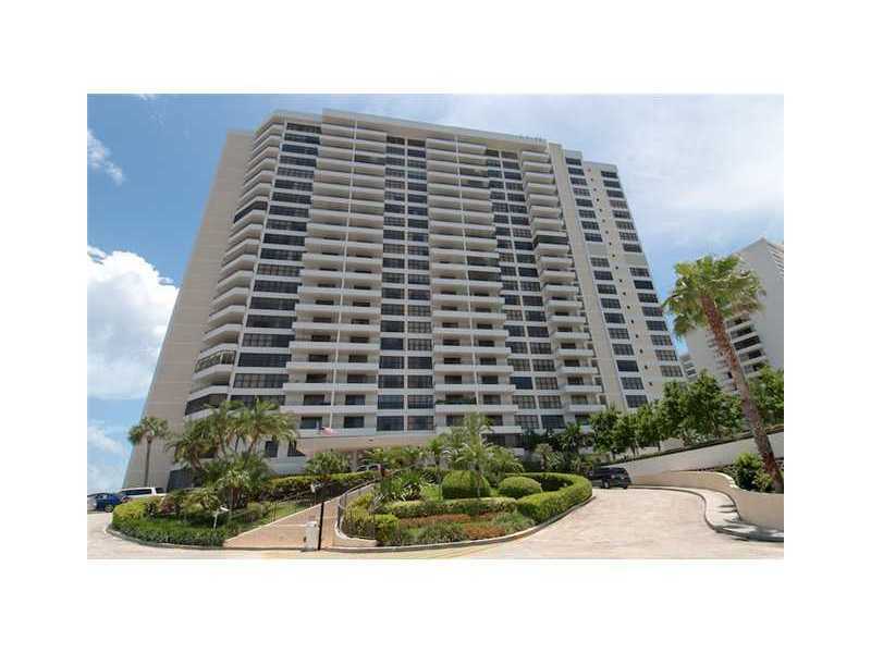 Property Photo:  2500 Parkview Dr 601  FL 33009 