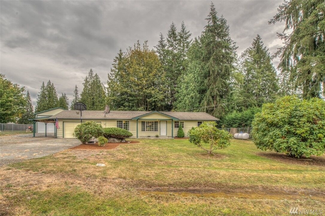 Property Photo: 3723 98th Drive SE WA 98205