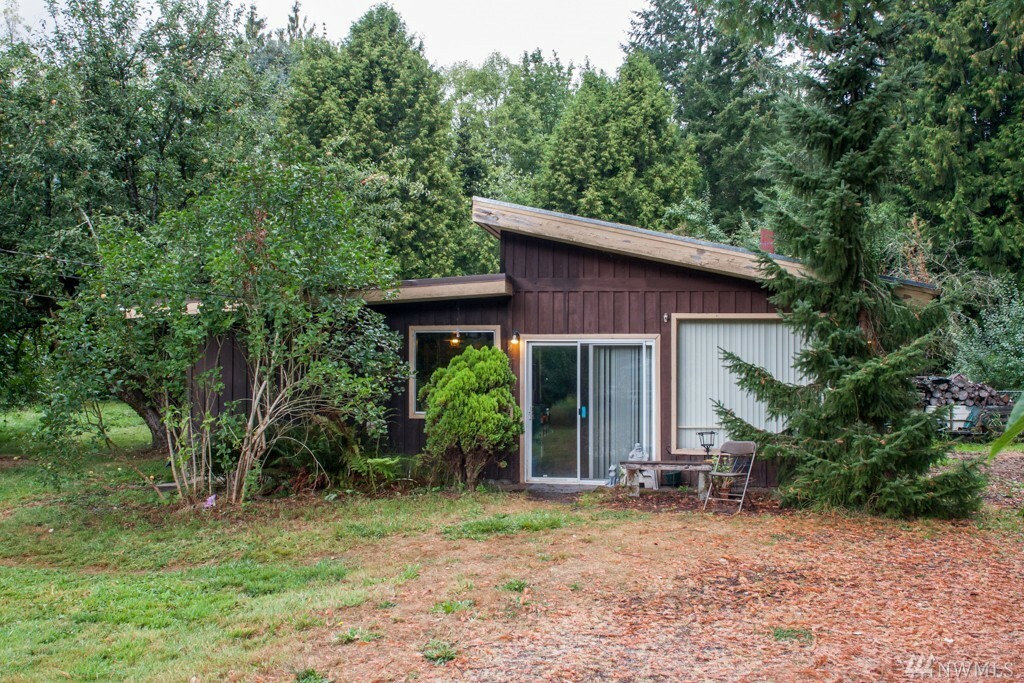 Property Photo: 4326 Deming Rd WA 98247