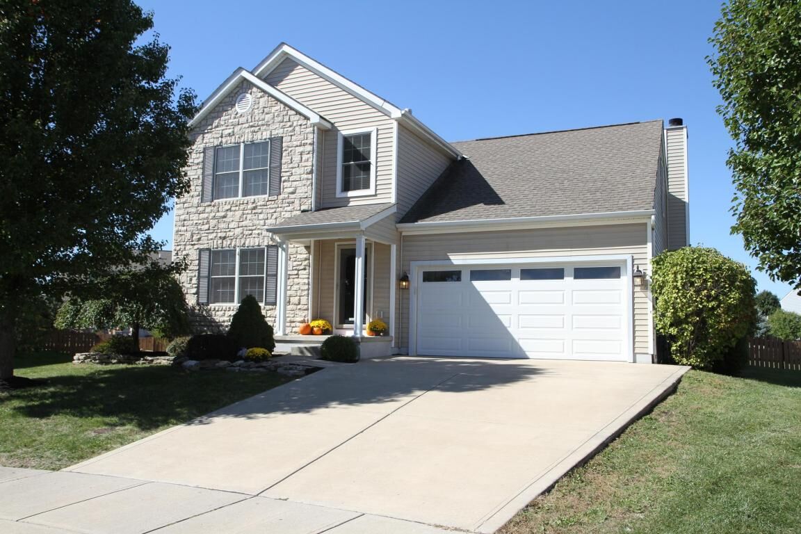 Property Photo:  135 Horizon Court  OH 43015