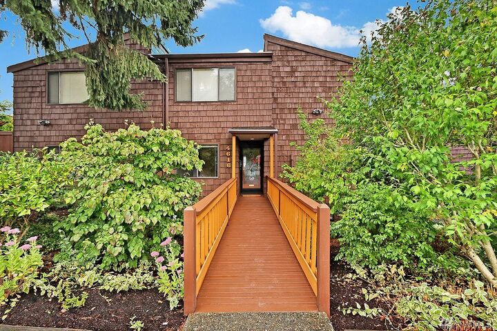 Property Photo:  4616 3rd Ave NW 2  WA 98107 