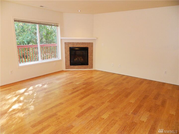 Property Photo:  19306 75th St E B1  WA 98391 