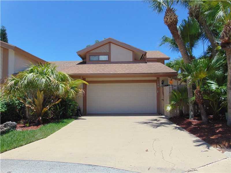 Property Photo: 7690 Kenway Pl East 7690 FL 33433