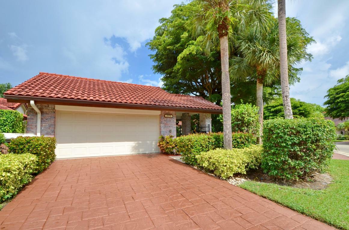 Property Photo:  21711 Club Villa Terrace  FL 33433 