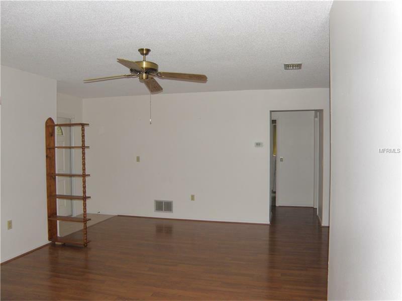 Property Photo:  932 W Kathy Court  FL 34293 