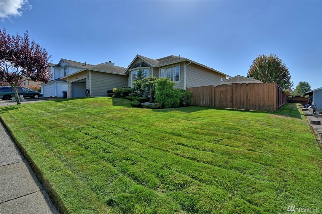 Property Photo:  7118 67th Dr NE  WA 98270 