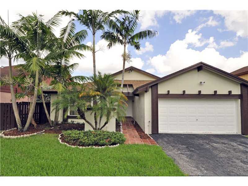 Property Photo:  14849 SW 42nd Ln  FL 33185 