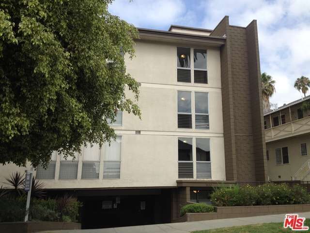 Property Photo:  1833 N Normandie Ave 301  CA 90027 