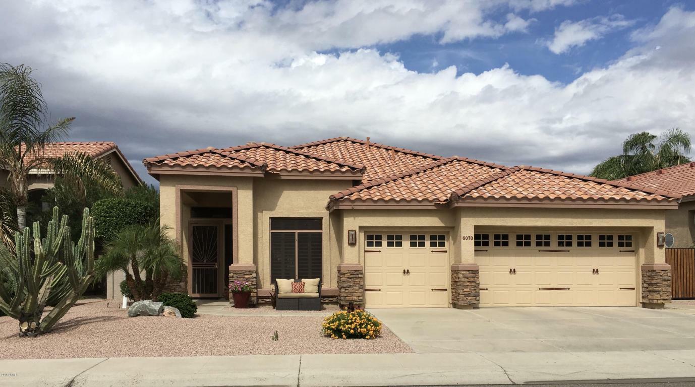 Property Photo: 6070 W Abraham Lane AZ 85308