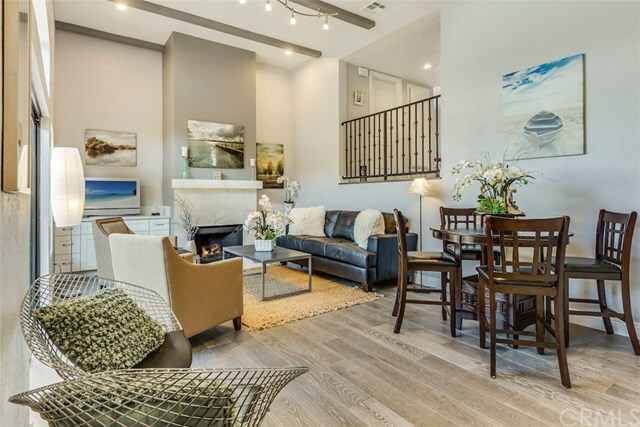 Property Photo: 721 N Irena Avenue D CA 90277