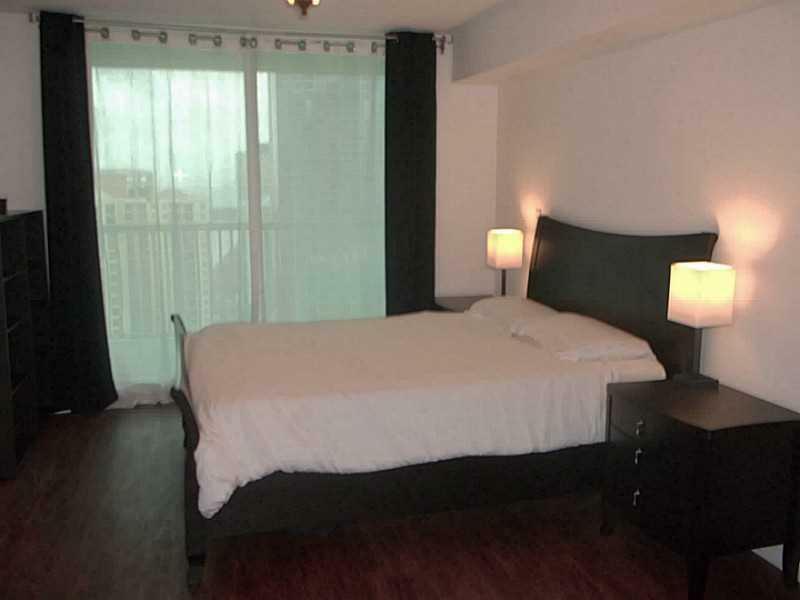 Property Photo:  1200 Brickell Bay Dr 3417  FL 33131 