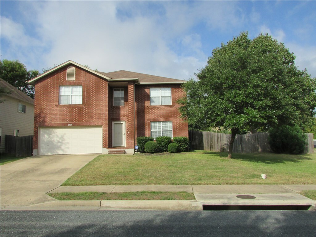 Property Photo: 2100 Deer Creek Trail TX 78665