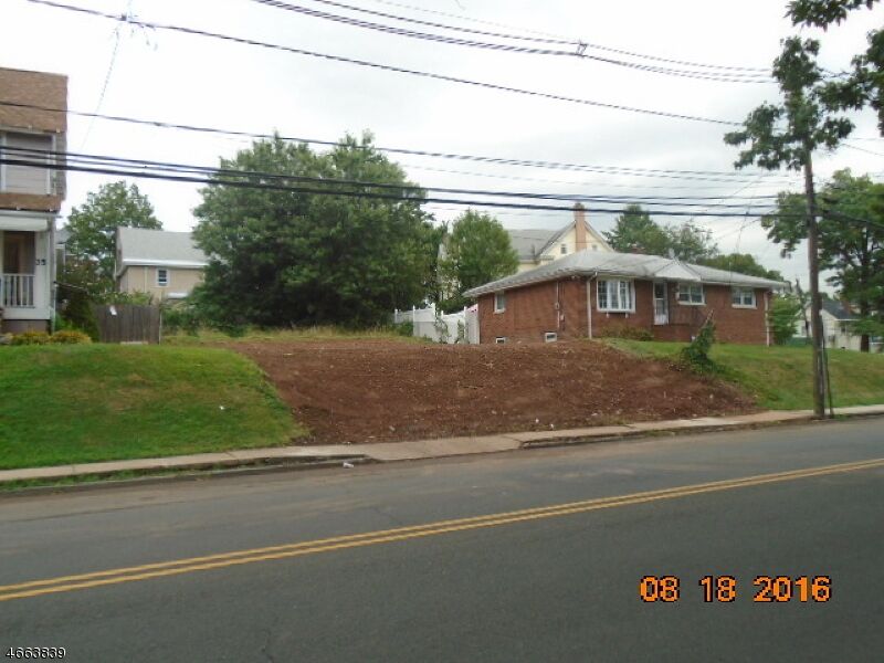 Property Photo:  29 Galloping Hill Rd  NJ 07208 