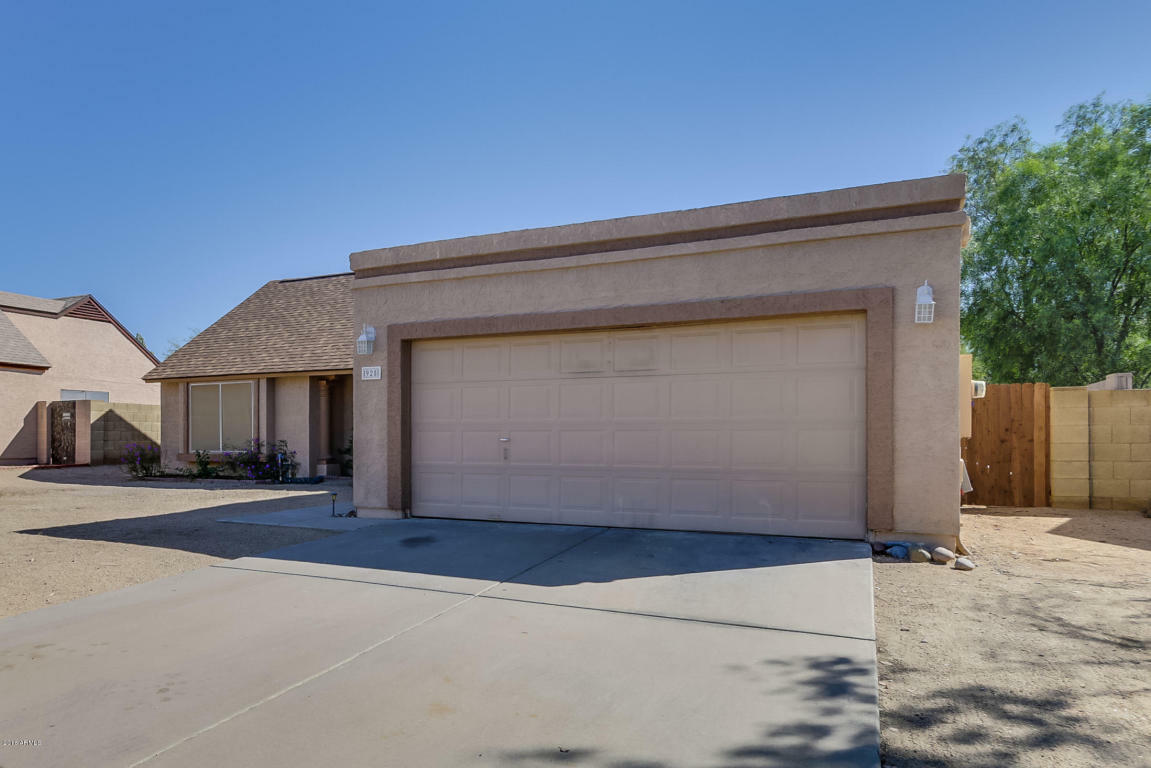 Property Photo:  925 E Piute Avenue  AZ 85024 