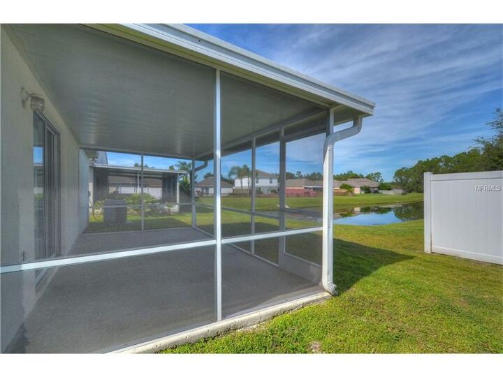 Property Photo:  30451 Birdhouse Dr Drive  FL 33545 