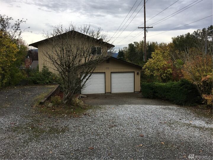 2500 Fir St  Bellingham WA 98226 photo