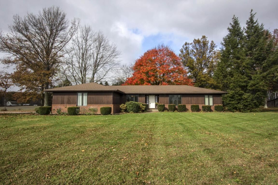 Property Photo: 5935 State Route 3 OH 43074