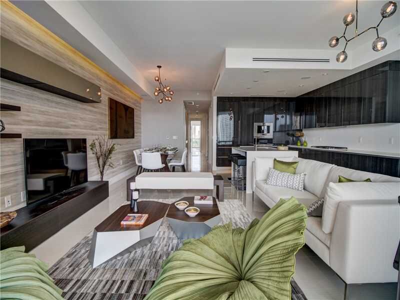 Property Photo:  3250 NE 188th St 603  FL 33180 