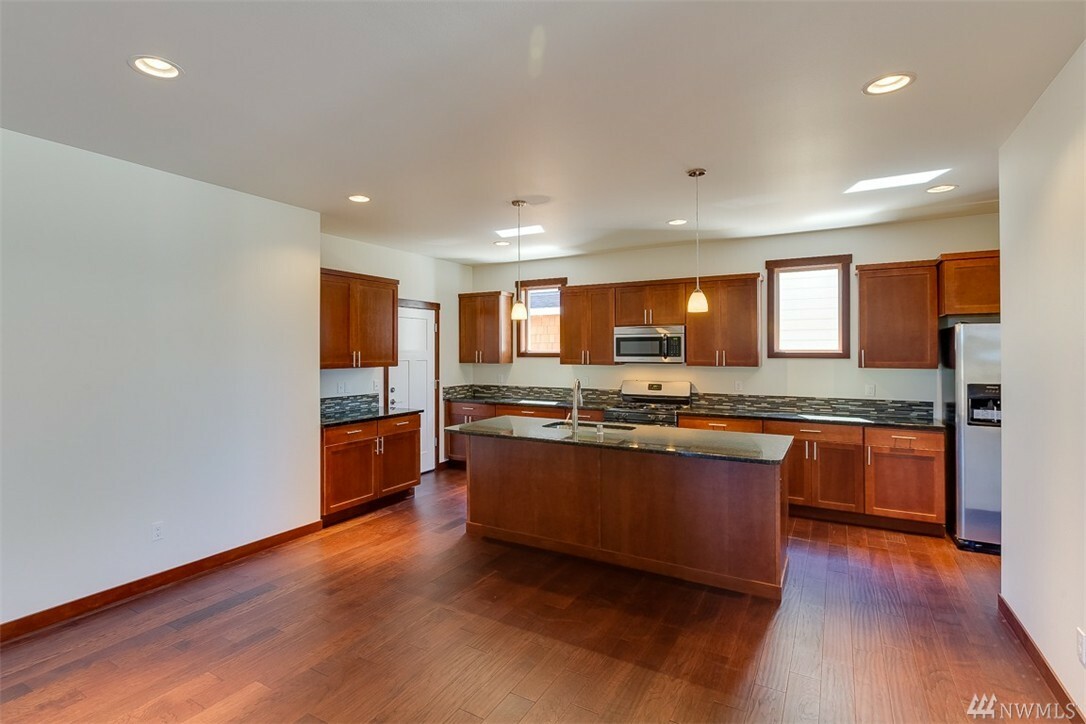 Property Photo: 3101 Stone Haven Aly WA 98273